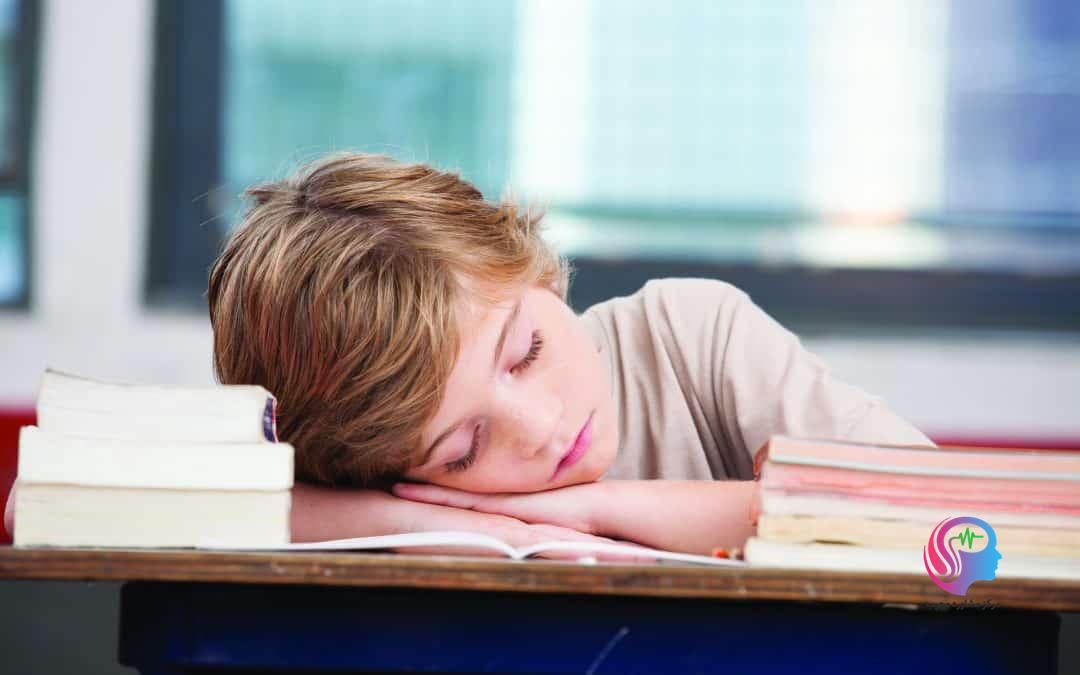 آیا دیر خوابیدن یادگیری کودکان را کاهش می دهد؟